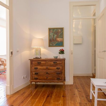 Spacious Alfama Duplex, By Timecooler Lisbon Luaran gambar