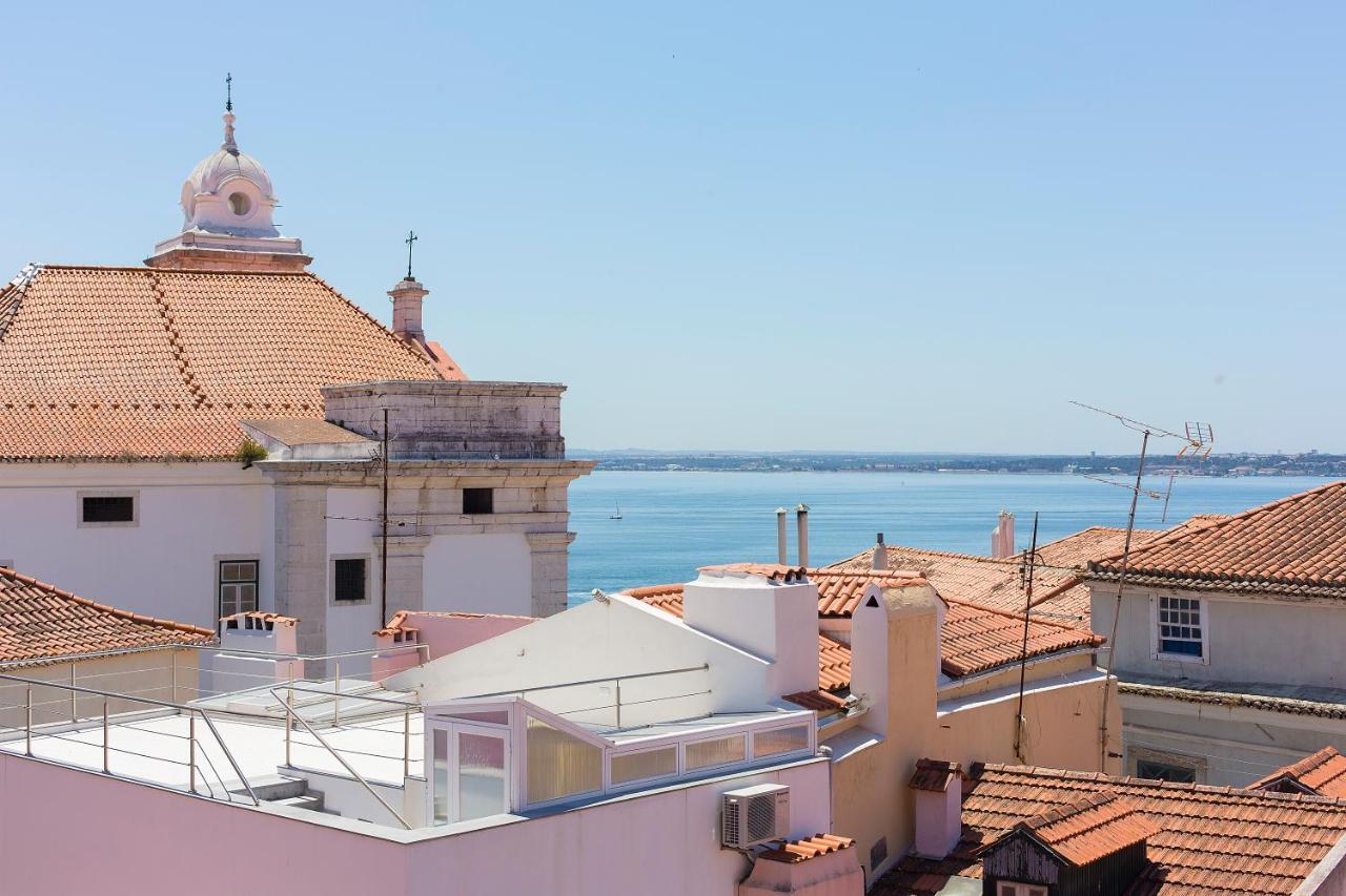 Spacious Alfama Duplex, By Timecooler Lisbon Luaran gambar