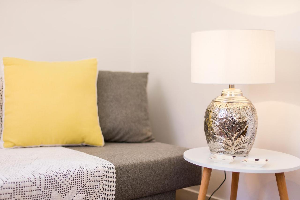 Spacious Alfama Duplex, By Timecooler Lisbon Luaran gambar